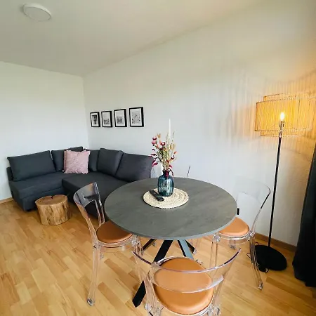 Апартаменты Waterkant Am Deich Mit Pool Fuer 2-4 Personen