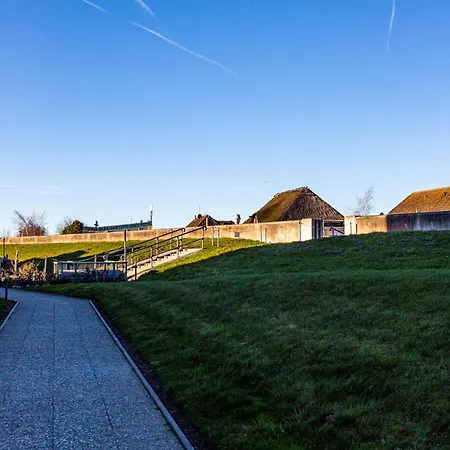 Waterkant Am Deich Mit Pool Fuer 2-4 Personen * Dahme (Schleswig-Holstein)