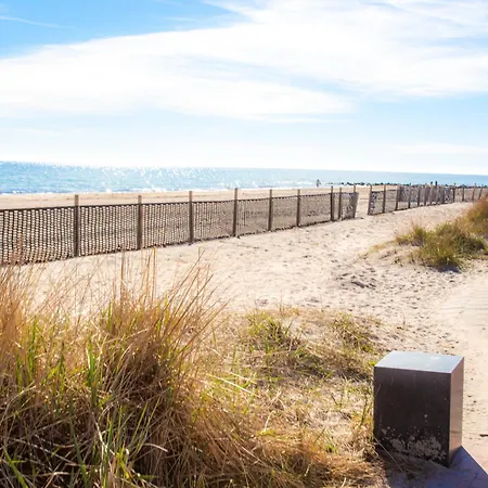 Waterkant Am Deich Mit Pool Fuer 2-4 Personen